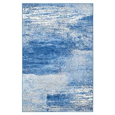 Abbildung von SAFAVIEH Modern Teppich für Wohnzimmer, Esszimmer, Schlafzimmer Adirondack Collection, Kurzer Flor, Silber und Blau, 91 X 152 cm