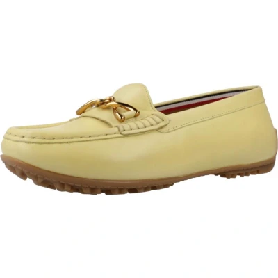Abbildung von Sneakers Geox Modell D Kosmopolis + Grip Farbe Gelb