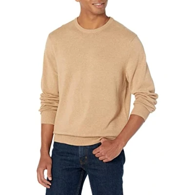 Abbildung von Amazon Essentials Herren Pullover mit Rundhalsausschnitt (in Übergrößen erhältlich), Kamelbraun Meliert, M