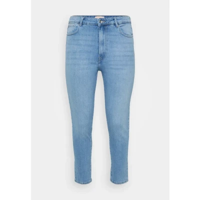 Abbildung von ONLY Carmakoma Caremily Jeans Tapered Fit, Damen, Größe: 42x32, Light blue denim