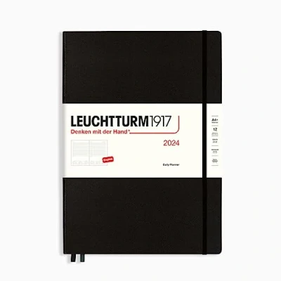 Abbildung von LEUCHTTURM1917 367874 Tageskalender Master (A4+) 2024, Schwarz, Englisch, 12 Monate