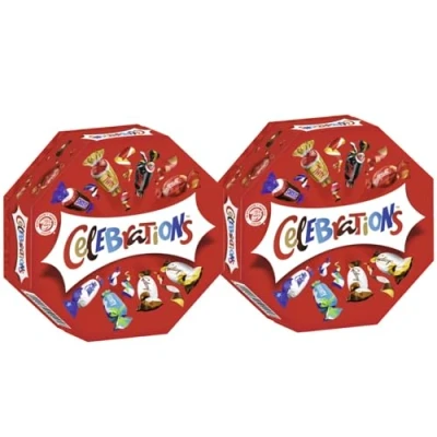 Abbildung von CELEBRATIONS Geschenkbox 2x 186g Geburtstag Weihnachten Keks mit Milchschokolade Mars Snickers Twix Bounty Milky Way Galaxy Caramel Maltesers Teasers