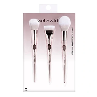 Abbildung von Wet N Wild Pinsel, Flawlessh, F 3, 1er Pack (1 x 300 g)