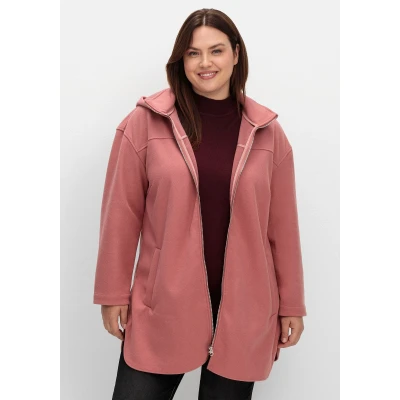 Abbildung von Sheego Langjacke Große Größen mit Stehkragen und überschnittenen Schultern