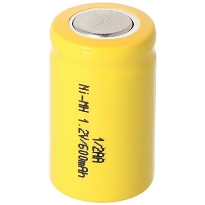 Abbildung von 1/2AA Akku mit 1,2 Volt Spannung und 600mAh Kapazität, 25,5 x 14,5 mm
