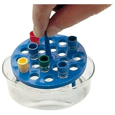 Abbildung von neoLab Polypropylen Wasserbadeinsatz für 20 Kryoröhrchen, Blau, 95mm x 80mm