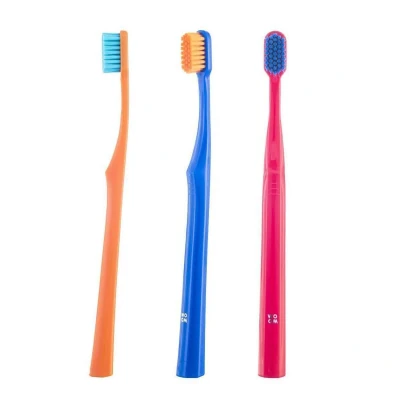 Abbildung von WOOM 6500 ultra SOFT TOOTHBRUSH weiche Zahnbürste Mix (3x Farbmix)