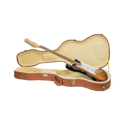Abbildung von Crossrock Relief Series Holzkoffer für Telecaster und Stratocaster Modelle, mit stark strukturierter Oberfläche, Kunstfell in Nerzoptik, Edelstahlverschlüssen Redwood (CRW630STRO)