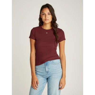 Abbildung von Tommy Jeans T Shirt Slim Essential Rib Shirt, Rippshirt Rundhalsshirt in Rippoptik, mit Logostickerei