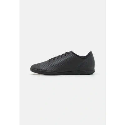 Abbildung von Nike Performance Vapor 16 CLUB IC Fußballschuh Halle, Größe: 42.5, Black/deep jungle Textil/synthetik