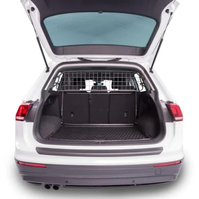 Abbildung von Travall Hundegitter Kompatibel Mit Volkswagen Tiguan (2016 Jetzt) TDG1486 Fahrzeugspezifischer Kofferraumschutz, passgenau, Gepäckbarriere, Ladungsteiler, robuster, pulverbeschichteter Stahl