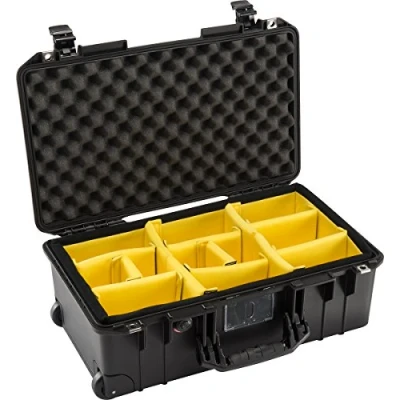 Abbildung von Peli 1535 Air Leichter Schützender Trolley für Kamera und Fotografieequipment, Wasser Staubdicht, 27L Volumen, Schaumstoffeinlage (Anpassbar), Farbe: Schwarz