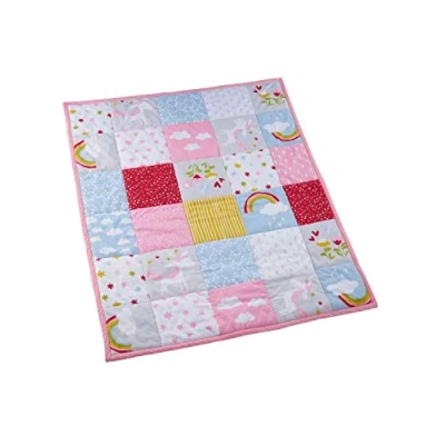 Abbildung von Bio Krabbeldecke Patchwork Design 100% Baumwolle (kbA) GOTS zertifiziert, Einhorn, 120 x 145 cm