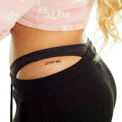 Abbildung von 5 x Love Me Tattoo Schriftzug in schwarz Temporary Body (5)