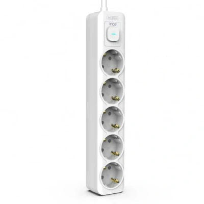 Abbildung von INCA Steckdosenleiste IPW 44GB 5fach, LED Anzeige Weiß 1,5m