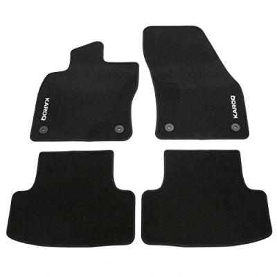 Abbildung von Skoda 57B061270 Prestige Textil Fußmatten Satz Premium Velours 4X Stoffmatten schwarz mit Karoq Schriftzug