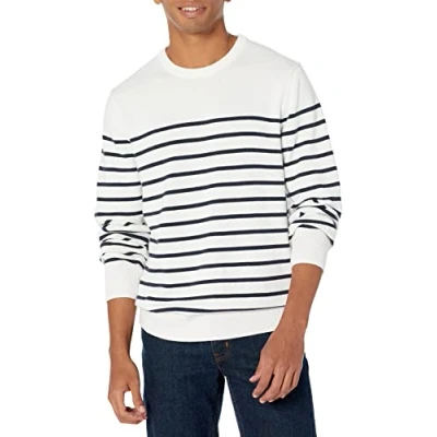 Abbildung von Amazon Essentials Herren Pullover mit Rundhalsausschnitt (in Übergrößen erhältlich), Marineblau Weiß Platzierter Streifen, XL