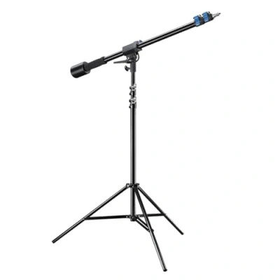 Abbildung von walimex pro Galgenstativ (115 bis 400cm mit 1,5 kg Gegengewicht, Arbeitshöhe 0 400 cm, Stativ Federdämpfung, Galgen Auszugselement 3 Teleskop Sektionen von 70 183 cm ausziehbar)