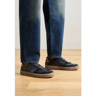 Abbildung von Bugatti Herren Schnürstiefel, Männer Stiefel Kaltfutter,Chukka Boots,schnürung,Boots,Winterstiefel,Winterschuhe,Dark Blue (4100),44 EU/EU UK