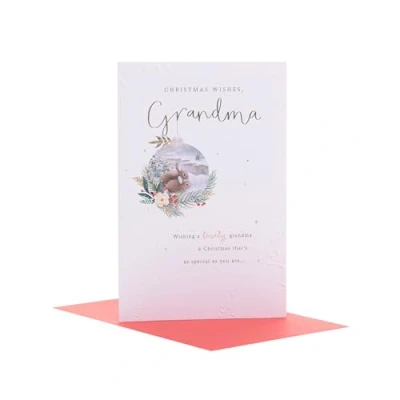 Abbildung von UK Greetings Weihnachtskarte für Oma Hasen Design