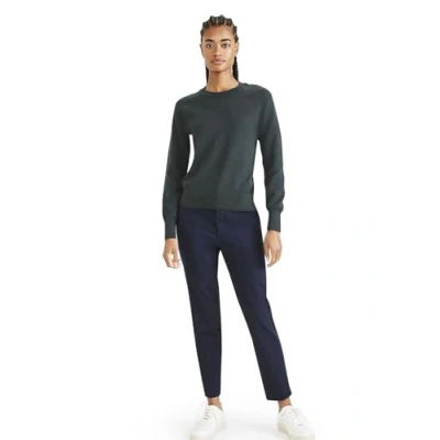 Abbildung von Dockers Damen Slim Refined Chinos, Navy Blazer, 32 EU