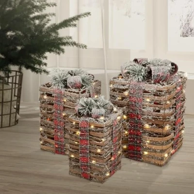Abbildung von ECD Germany 3er Set LED Geschenkboxen, Braun, Rattan geschneit, batteriebetrieben mit Timer, Weihnachtsdeko Weihnachten Geschenk Beleuchtet Weihnachtsbaum Dekoration Weihnachtsgeschenkbox Leuchtkästen