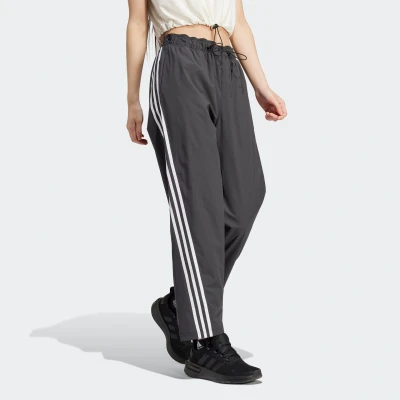 Abbildung von adidas Sportswear Future Icons Three Stripes PANT Jogginghose, Damen, Größe: Large, Black/white