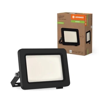 Abbildung von LEDVANCE LED Flutlicht mit Energieeffizienzklasse A, schwarzes Aluminiumgehäuse, 5 W, 870 lm, für Außenanwendungen, kompaktes Design, leichtes Gewicht, einfache Montage
