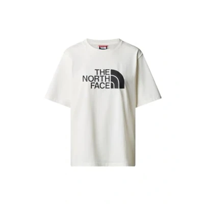 Abbildung von The North Face T Shirt W RELAXED EASY TEE mit Logodruck auf der Brust