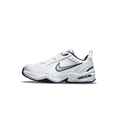 Abbildung von Nike 416355 102 Air Monarch IV Sneaker Male Weiße/Metallic Silver Midnight Navy EU 40.5