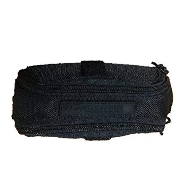 Abbildung von Cyalume Zubehör Tactical Holder Schwarz CyPouch für bis zu 20 6 &#039;&#039; oder 4 &quot;Leuchtstäbe, die leer verkauft werden