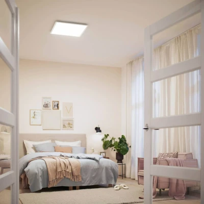 Abbildung von Philips Scene Switch Touch LED Deckenleuchte, dimmbar, 36W, kühlweißes Licht (4000K), Weiß