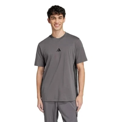 Abbildung von adidas Herren Essential Three Stripes Single Jersey Tee, Grey strata/Black, M