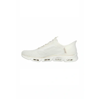 Abbildung von Sneakers Skechers Modell Gilde Step Gratify Farbe Gelb