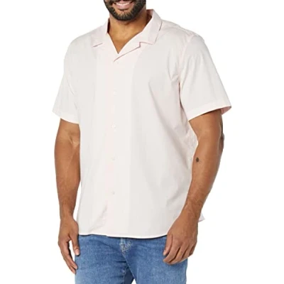 Abbildung von Amazon Essentials Herren Urlaubshemd mit schmaler Passform, Rosa, L