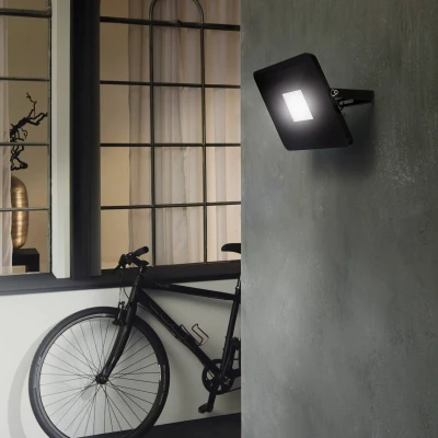 Abbildung von Eglo 97458 LED Outdoor Wandleuchte FAEDO 3 schwarz klar L:20,5cm H:14,5cm T:3cm IP65