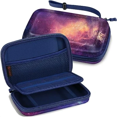 Abbildung von FINTIE Tasche für Nintendo 2/3 DS XL, 3DS / LL Konsole Tragetasche Aufbewahrungstasche Transporttasche mit Spielkartenhaltern und Haltegurt, Die Galaxie